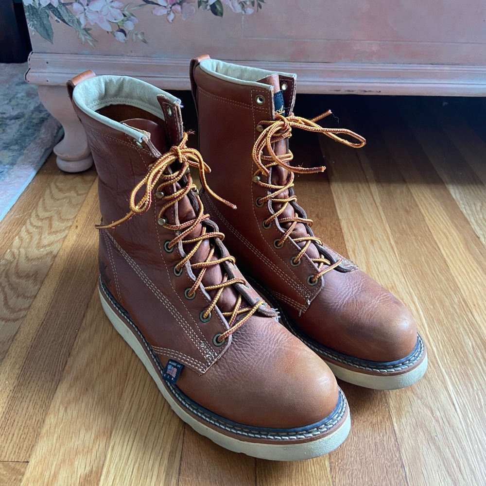 Thorogood Tan Leather Lace-Up Boots